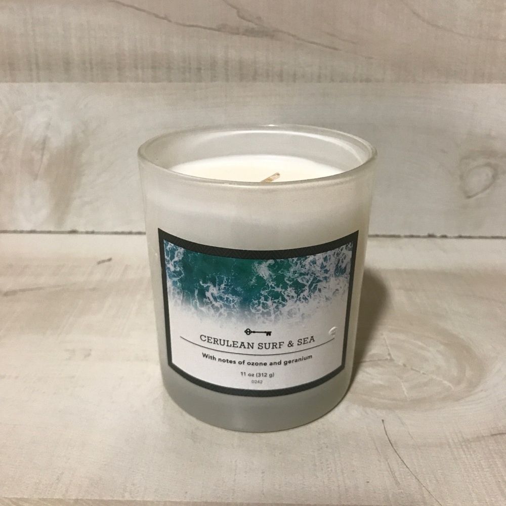 11oz Lidded Milky Glass Jar Cerulean Surf and Sea Candle - Threshold